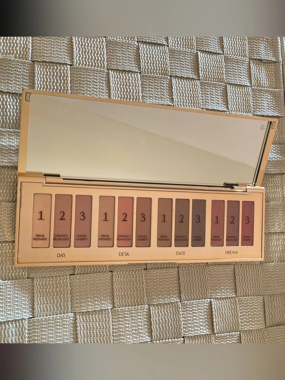 CHARLOTTE TILBURY ‘Pillow Talk’ Instant Eyeshadow Palette - 12 shades